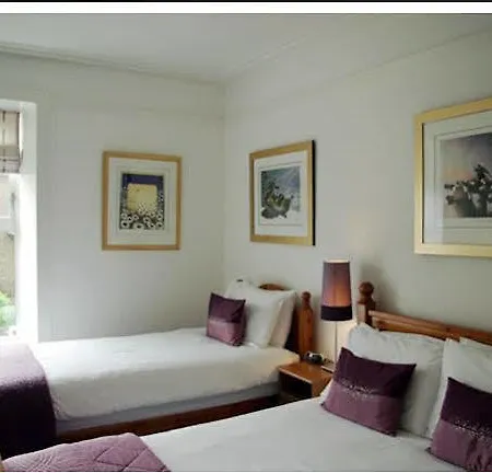 Ebor House 4*
