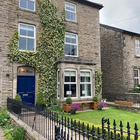 Ebor House 4*